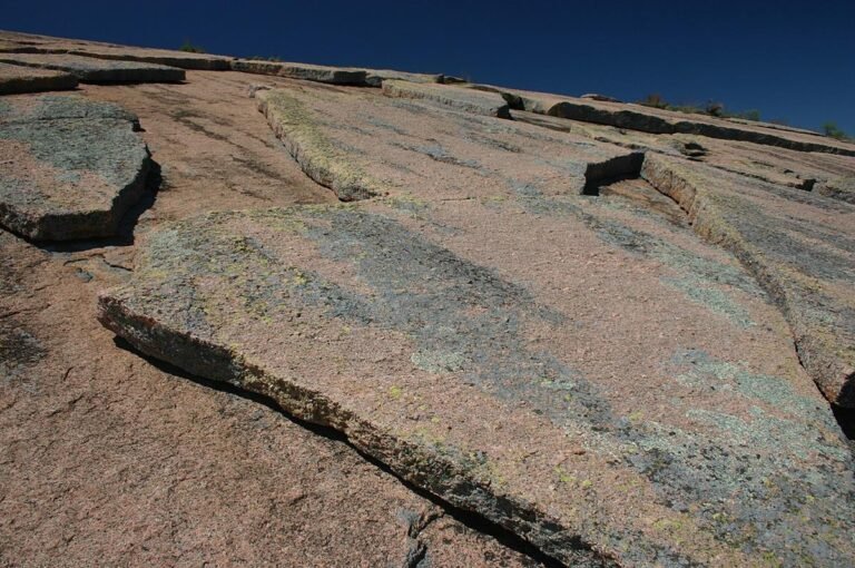 Sheeting or unloading weathering - exfoliation