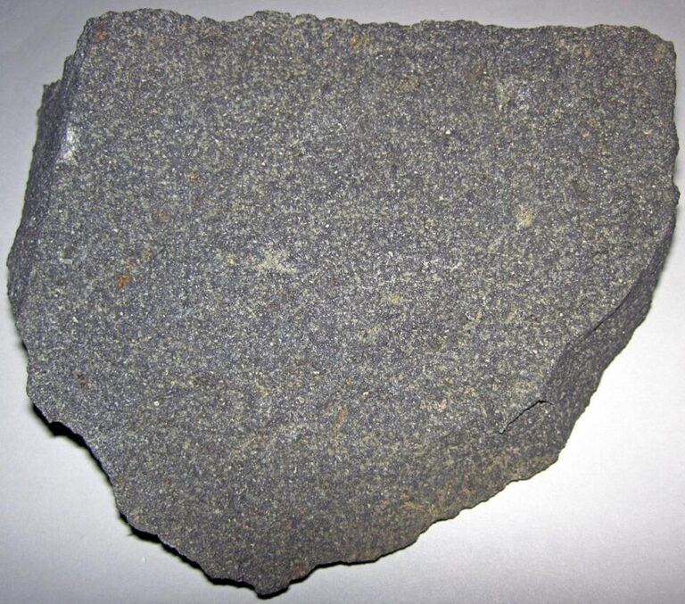 Aphanitic Texture: The Science of Fine-Grained Igneous Rocks | Earth Know